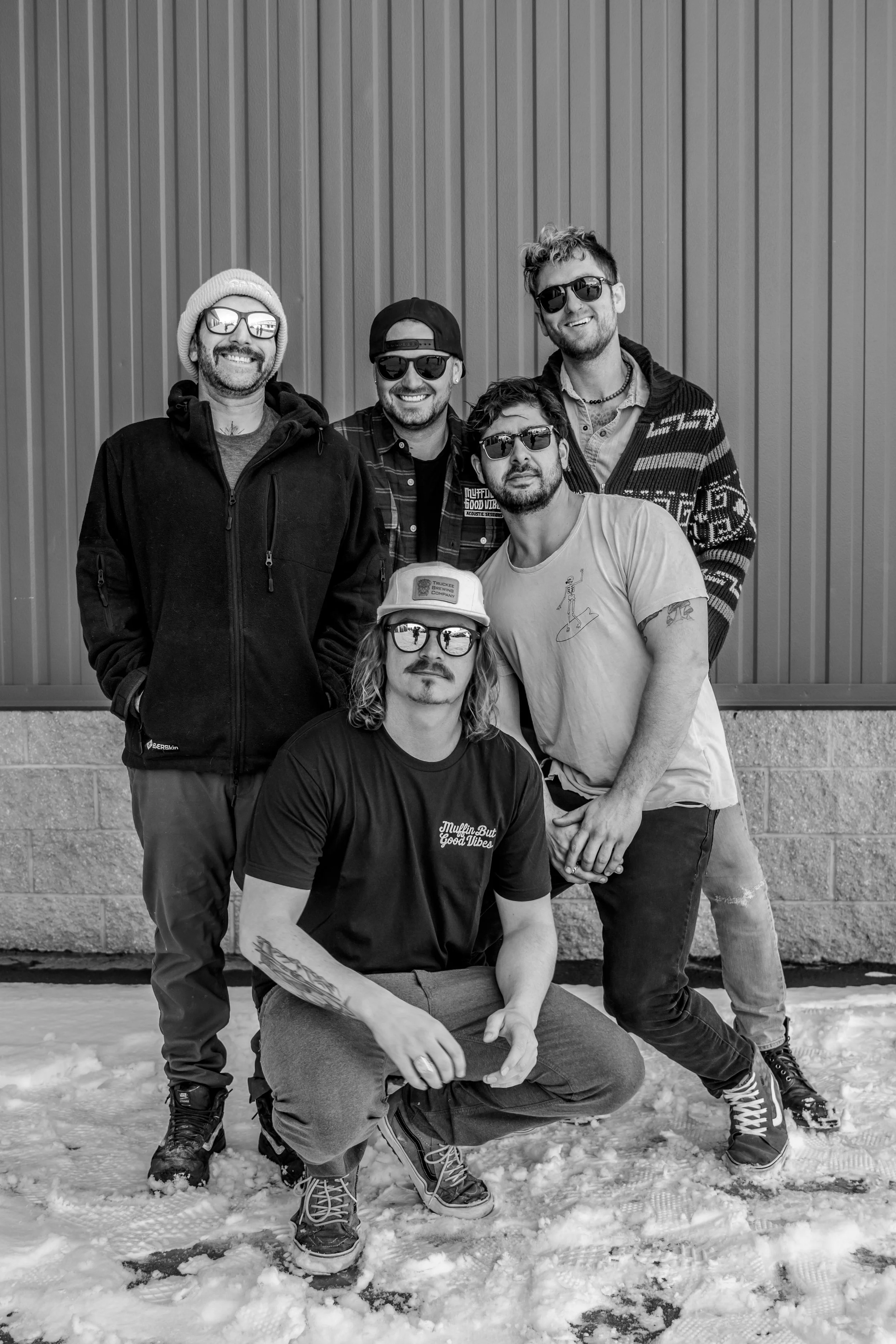 Up and 2025 down band